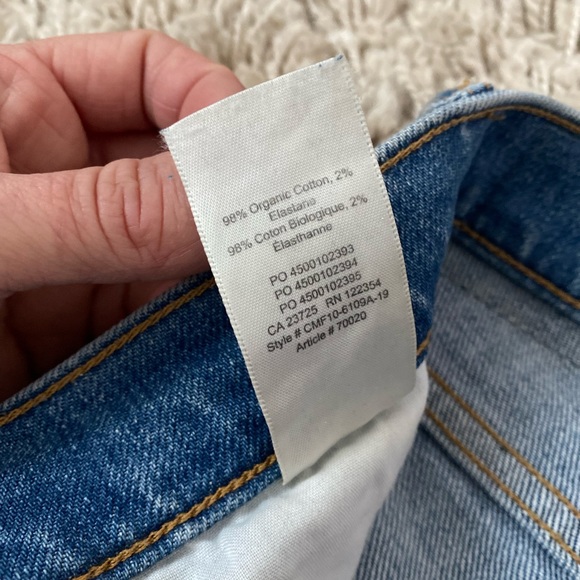 Aritzia Denim Forum - Bailey Cropped Flare - 23 - Picture 9 of 15